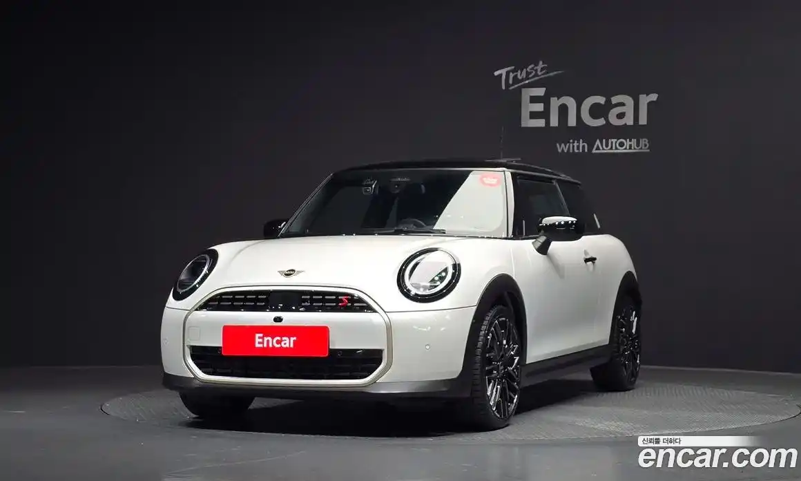 Mini Cooper 2025 2.0 Автомат в Москве № 213949, фото 15
