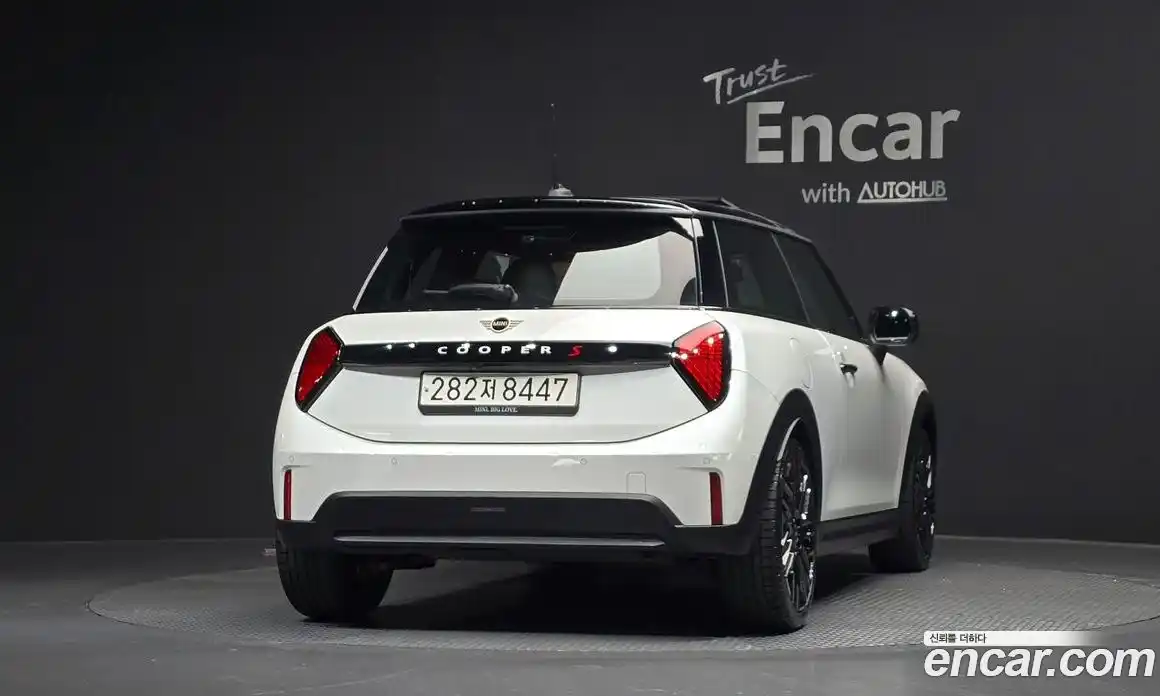 Mini Cooper 2025 2.0 Автомат в Москве № 213949, фото 16