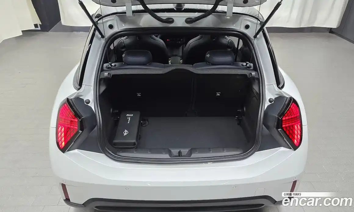 Mini Cooper 2025 2.0 Автомат в Москве № 213949, фото 17