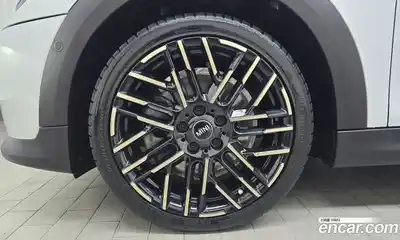 Mini Cooper 2025 2.0 Автомат в Москве № 213949, миниатюра 7