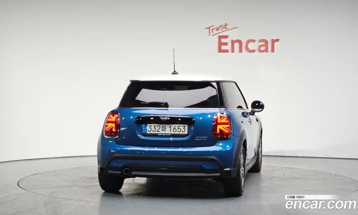 Mini Cooper 2022 1.5 Автомат в Москве № 214181, фото 3