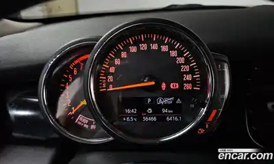 Mini Cooper 2022 1.5 Автомат в Москве № 214181, миниатюра 4