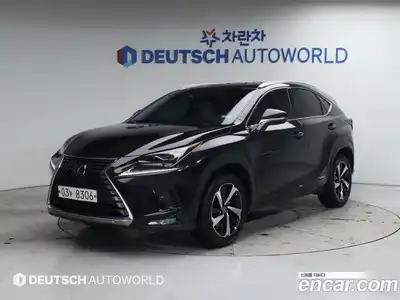 Lexus NX, 2019