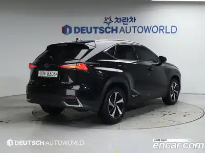 Lexus NX 2019 2.5 Автомат в Москве № 214831, миниатюра 2
