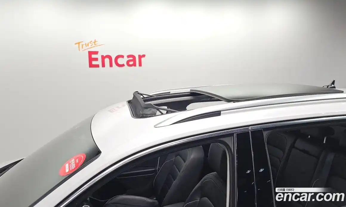 Volkswagen Tiguan 2023 2.0 Автомат в Москве № 215228, фото 20