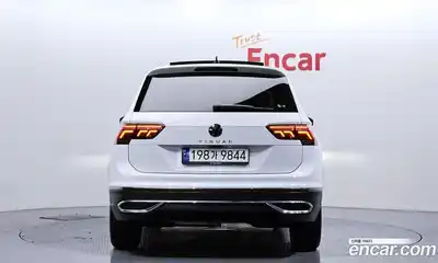 Volkswagen Tiguan 2023 2.0 Автомат в Москве № 215228, миниатюра 4