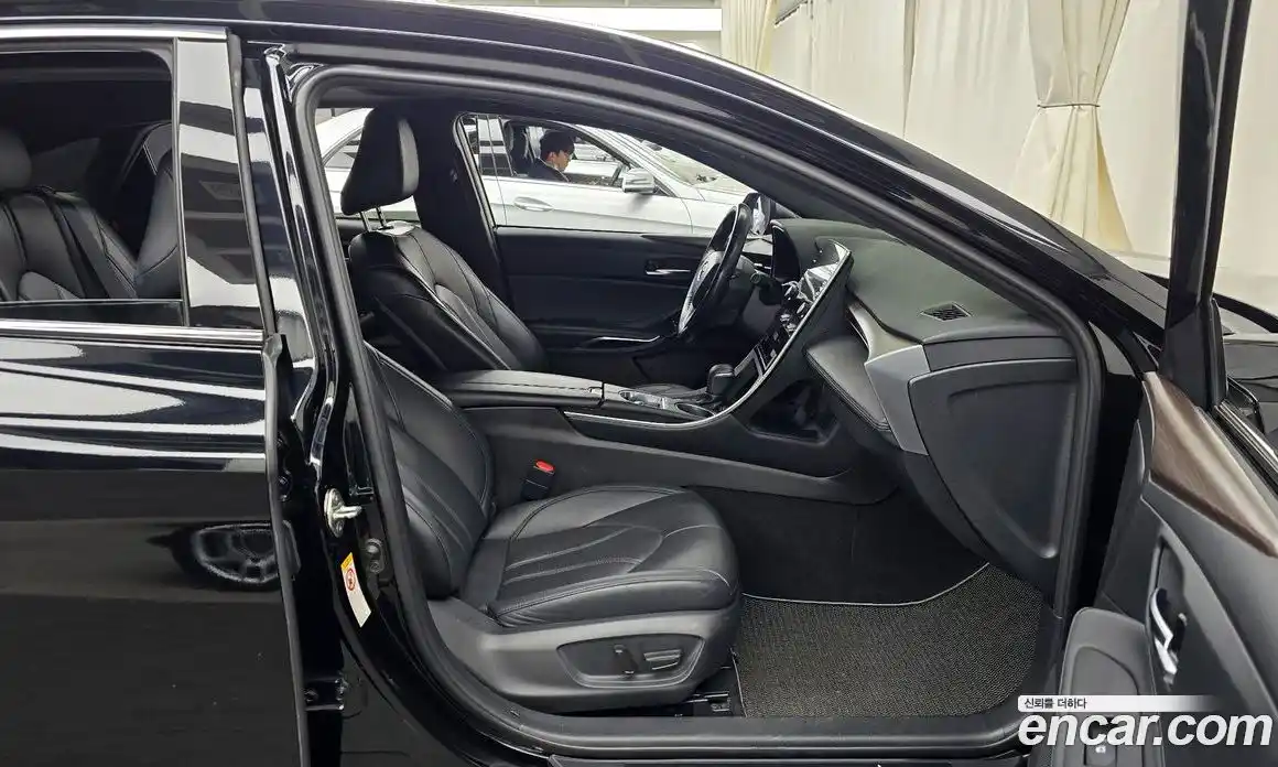 Toyota Avalon 2019 2.5 Автомат в Москве № 215527, фото 11