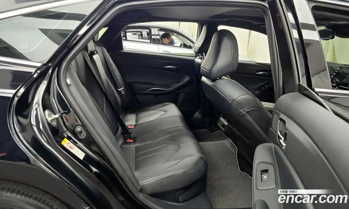 Toyota Avalon 2019 2.5 Автомат в Москве № 215527, фото 10