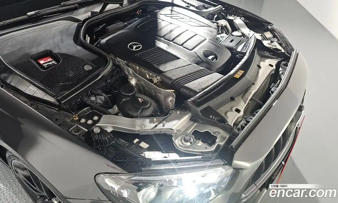 Mercedes-Benz E-Class 2023 3.0 Автомат в Москве № 219708, фото 2