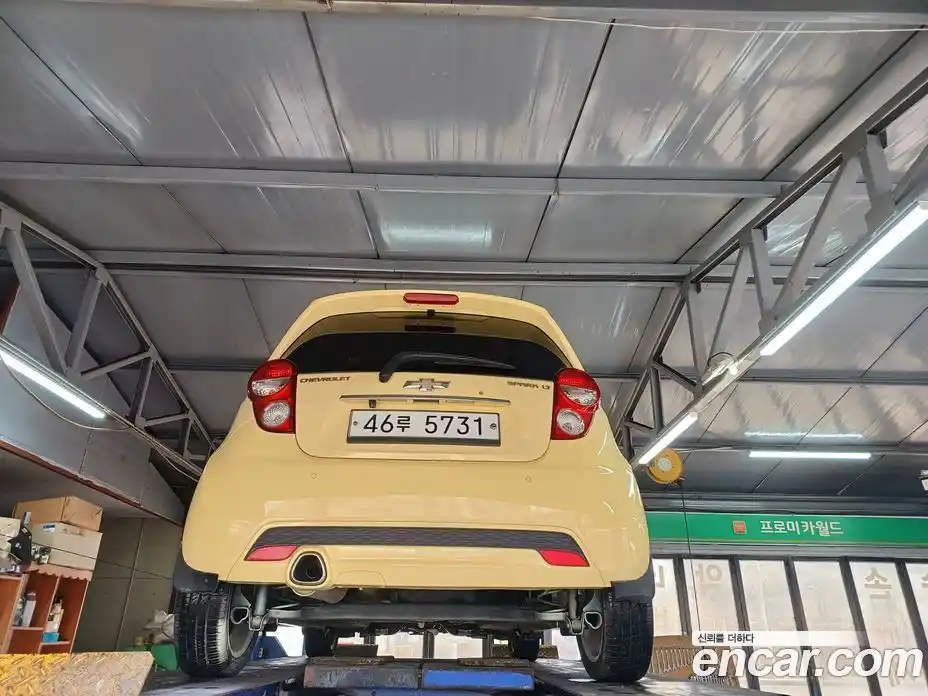 Chevrolet Spark 2014 1.0 Автомат в Москве № 219787, фото 11