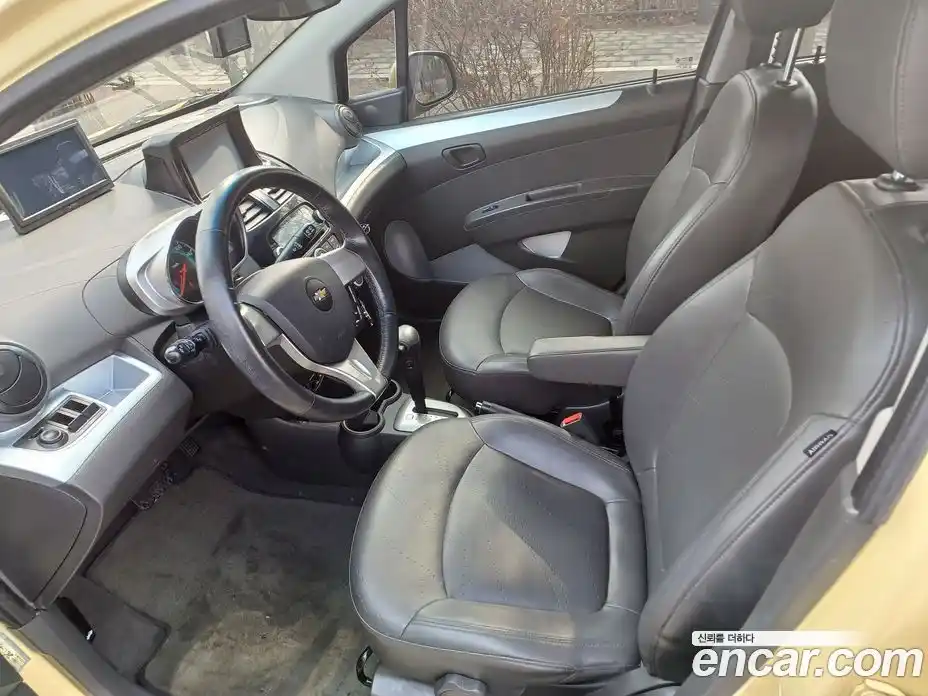Chevrolet Spark 2014 1.0 Автомат в Москве № 219787, фото 6