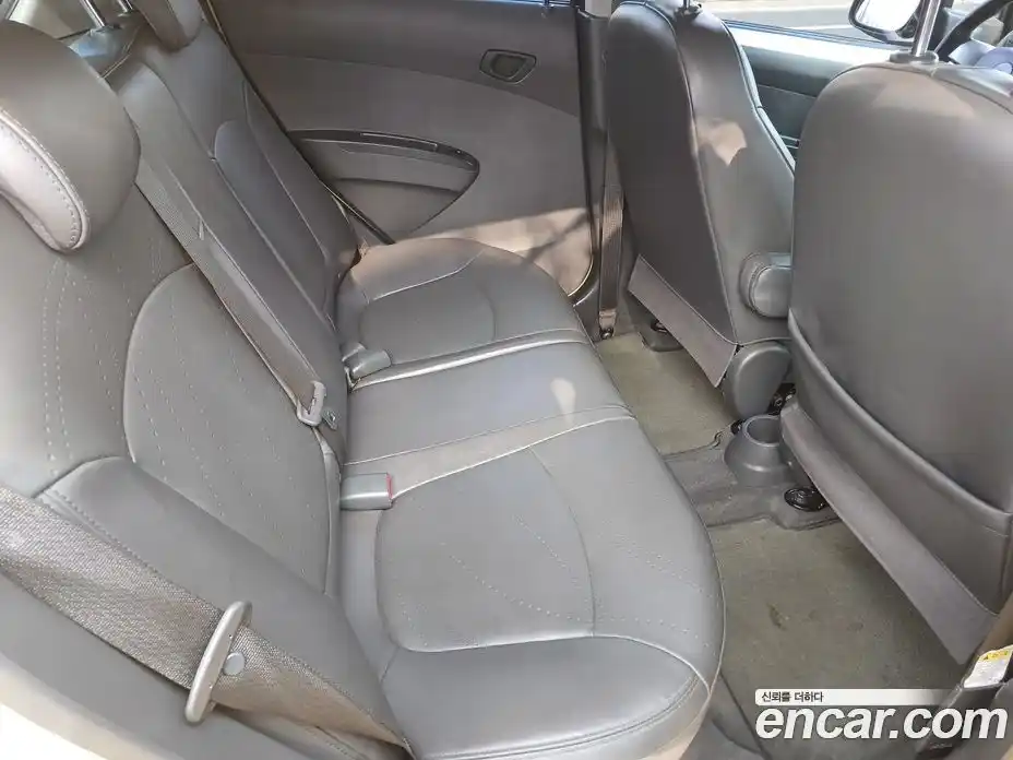 Chevrolet Spark 2014 1.0 Автомат в Москве № 219787, фото 7