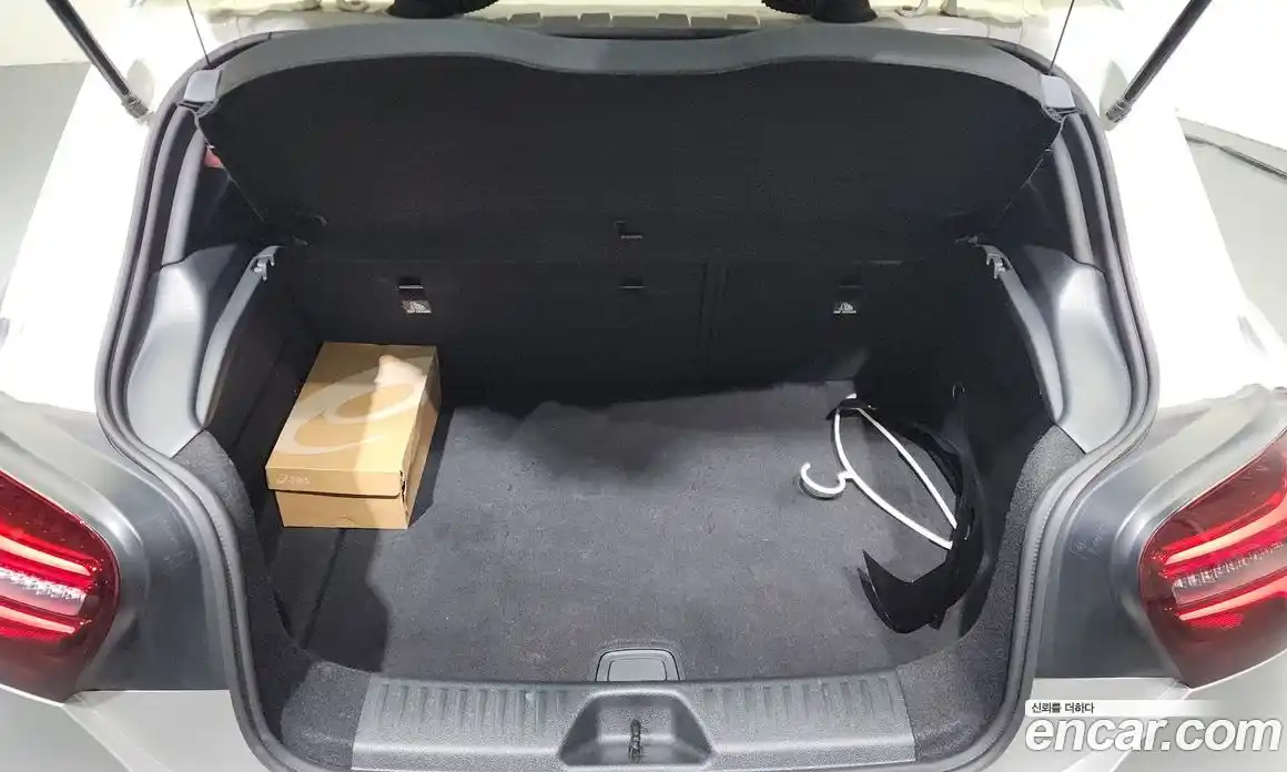 Mercedes-Benz A-Class 2016 2.0 Автомат в Москве № 223187, фото 12