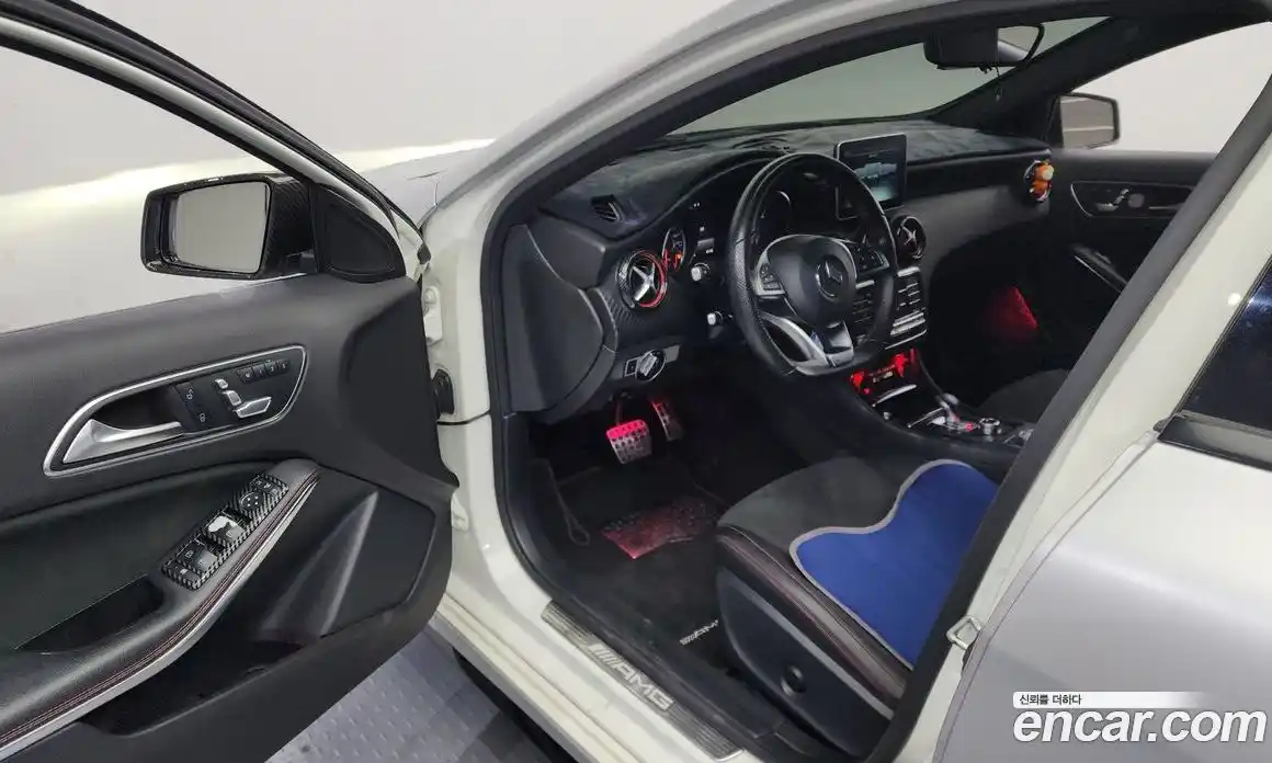 Mercedes-Benz A-Class 2016 2.0 Автомат в Москве № 223187, фото 9