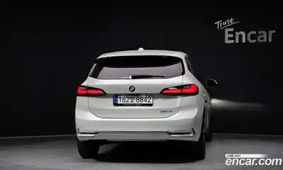 BMW 2-Series 2023 2.0 Автомат в Москве № 227873, миниатюра 9