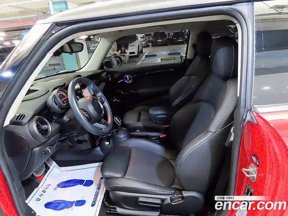 Mini Cooper 2020 2.0 Автомат в Москве № 228116, фото 6