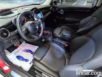 Mini Cooper 2020 2.0 Автомат в Москве № 228116, миниатюра 10