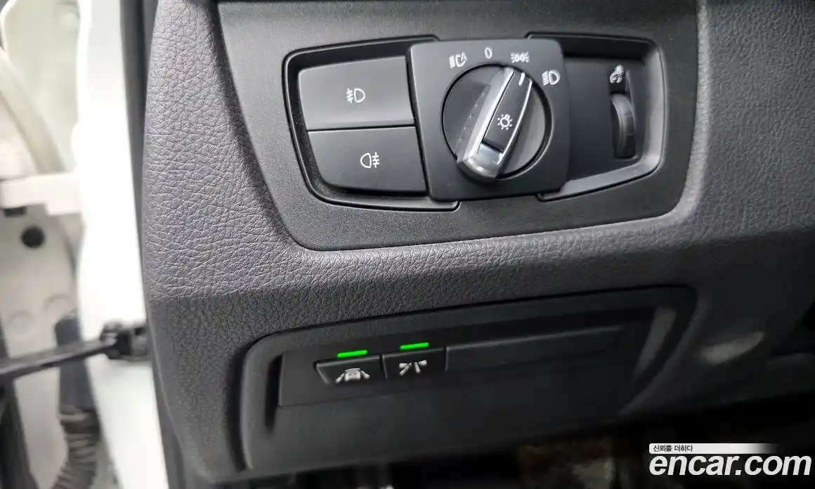 BMW 3-Series 2018 2.0 Автомат в Москве № 228963, фото 17