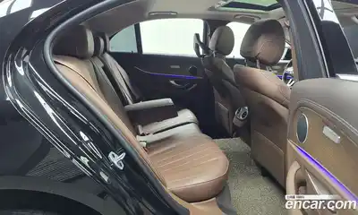 Mercedes-Benz E-Class 2020 1.9 Автомат в Москве № 229550, миниатюра 7