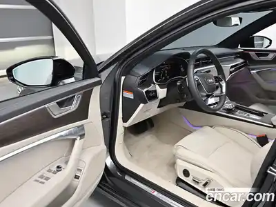 Audi A6 2025 2.0 Автомат в Москве № 230249, миниатюра 11