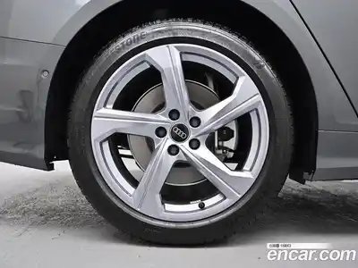 Audi A6 2025 2.0 Автомат в Москве № 230249, миниатюра 5