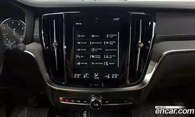 Volvo V60 2020 2.0 Автомат в Москве № 230600, миниатюра 2