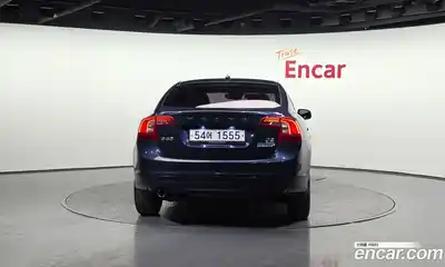Volvo S60 2015 1.6 Автомат в Москве № 230642, миниатюра 3