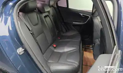 Volvo S60 2015 1.6 Автомат в Москве № 230642, миниатюра 5