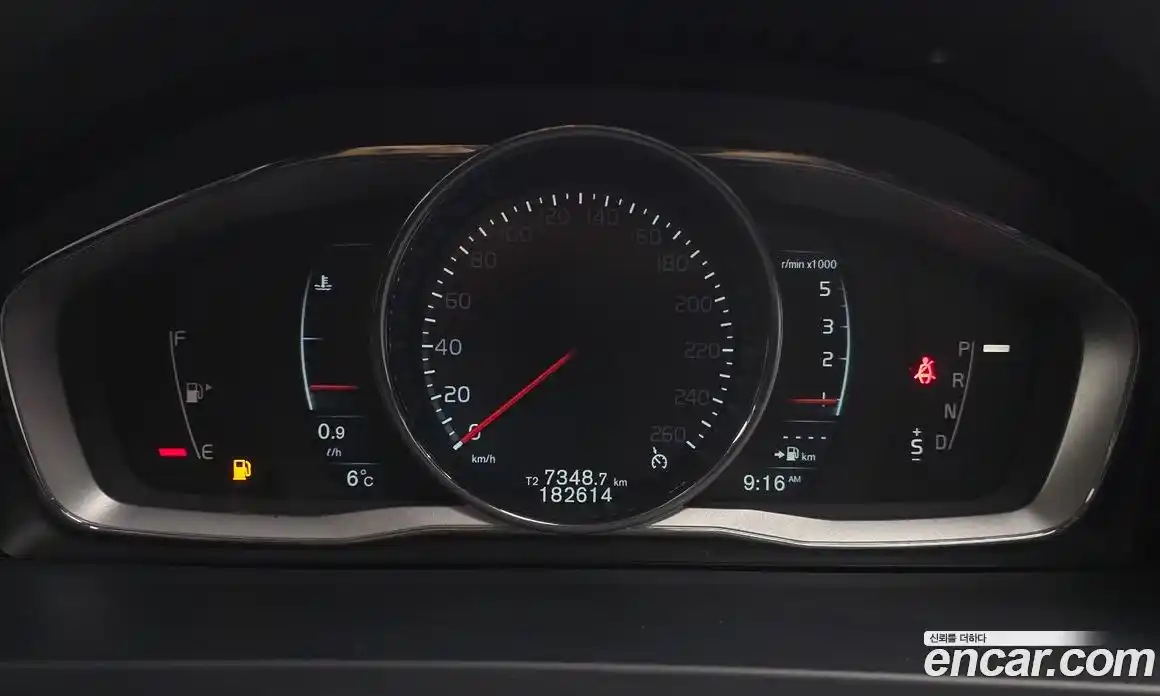 Volvo S60 2015 1.6 Автомат в Москве № 230642, фото 10