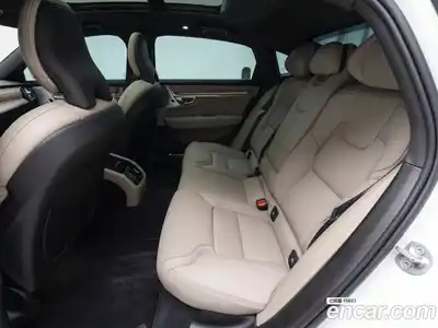 Volvo S90 2026 2.0 Автомат в Москве № 230706, миниатюра 10