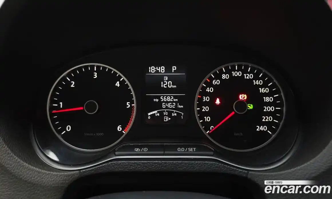 Volkswagen Polo 2014 1.6 Автомат в Москве № 232166, фото 13