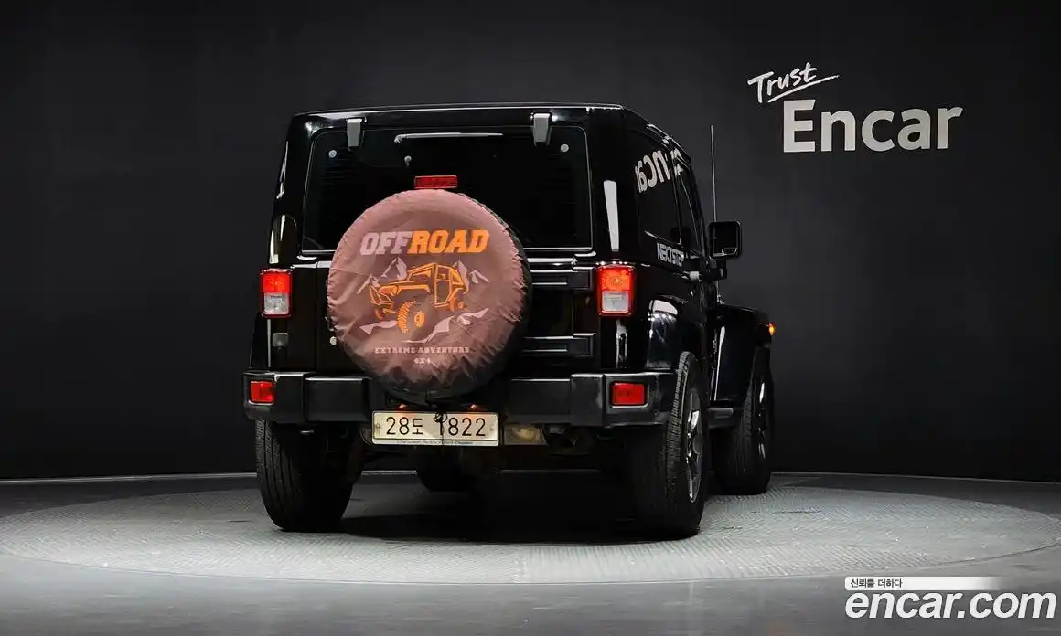 Jeep Wrangler 2011 3.8 Автомат в Москве № 232743, фото 4