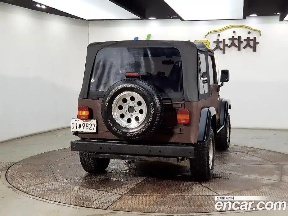Jeep Wrangler 1997 2.5 Механическая в Москве № 232787, фото 3