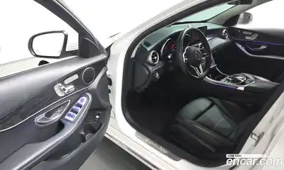 Mercedes-Benz C-Class 2019 1.9 Автомат в Москве № 241938, миниатюра 3