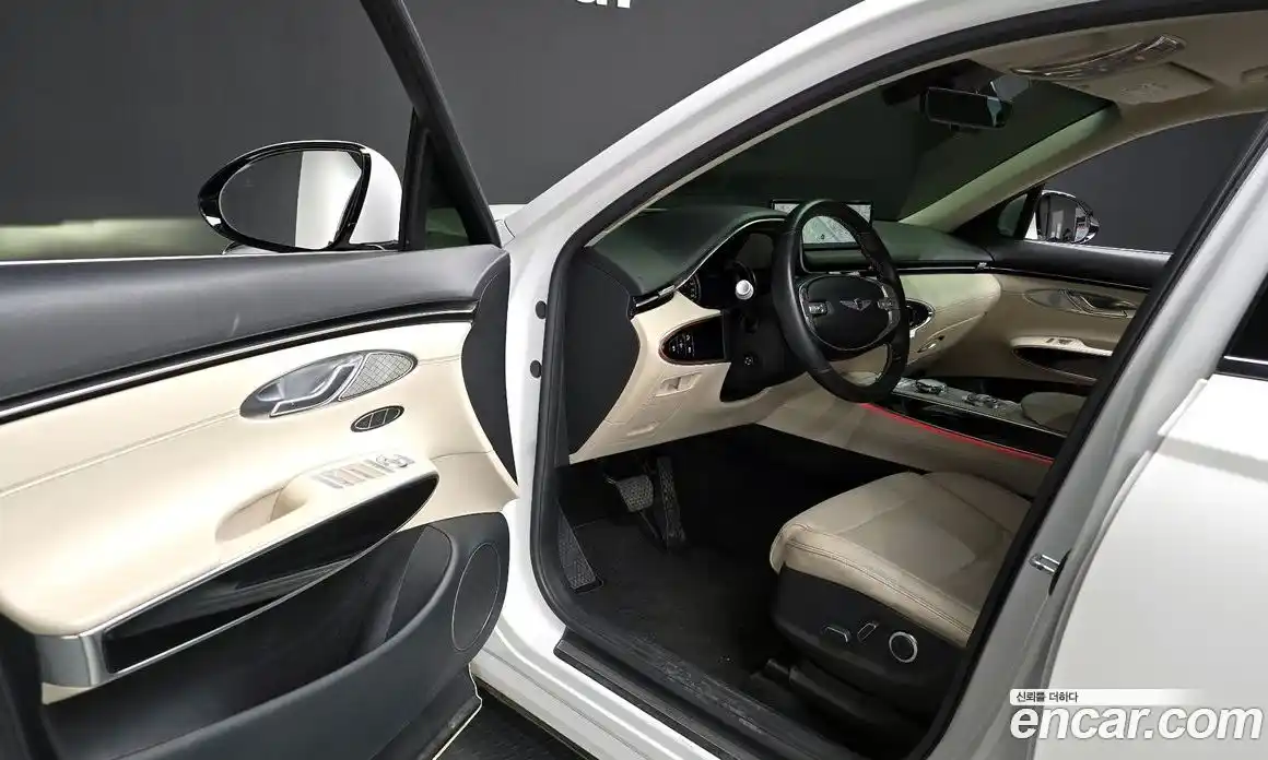 Genesis GV70 2022 2.5 Автомат в Москве № 25149, фото 13