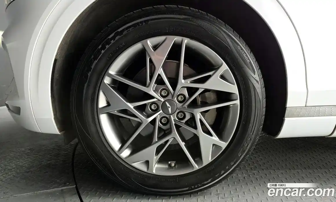 Genesis GV70 2022 2.5 Автомат в Москве № 25149, фото 4