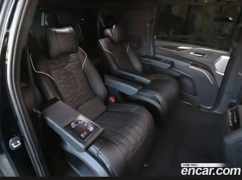 Cadillac Escalade 2023 6.2 Автомат в Москве № 256506, фото 8