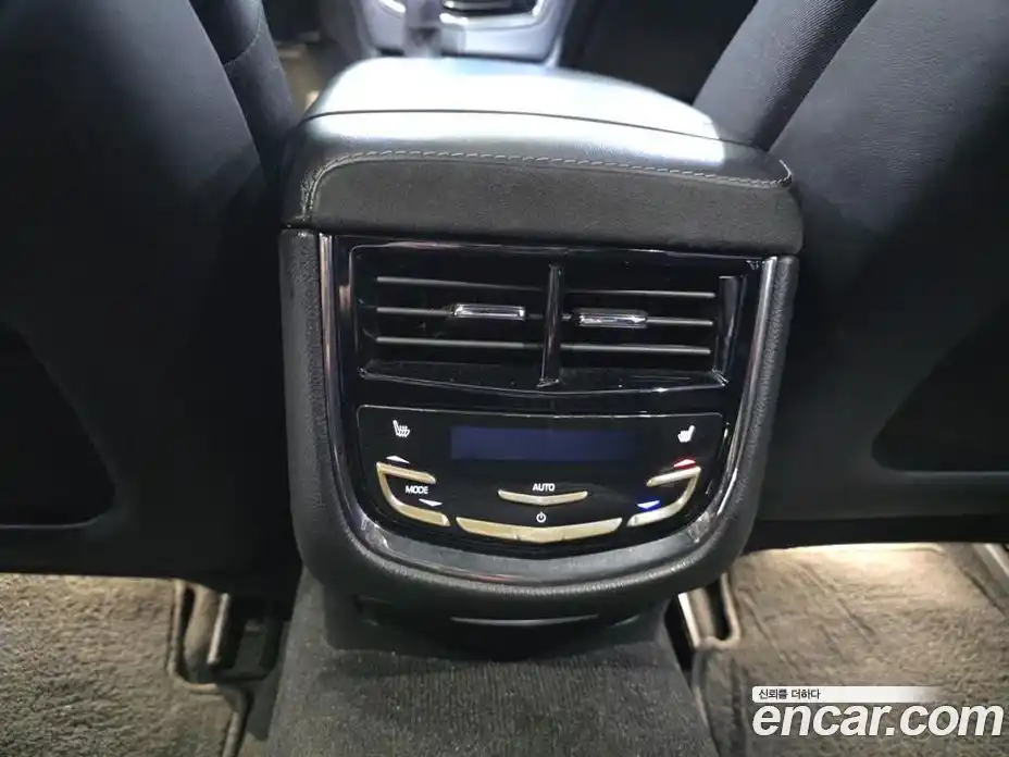 Cadillac CTS 2015 2.0 Автомат в Москве № 256546, фото 17