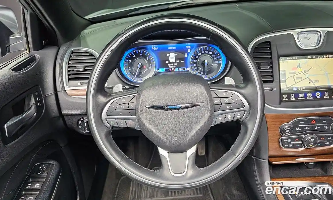 Chrysler 300C 2015 3.6 Автомат в Москве № 256740, фото 13