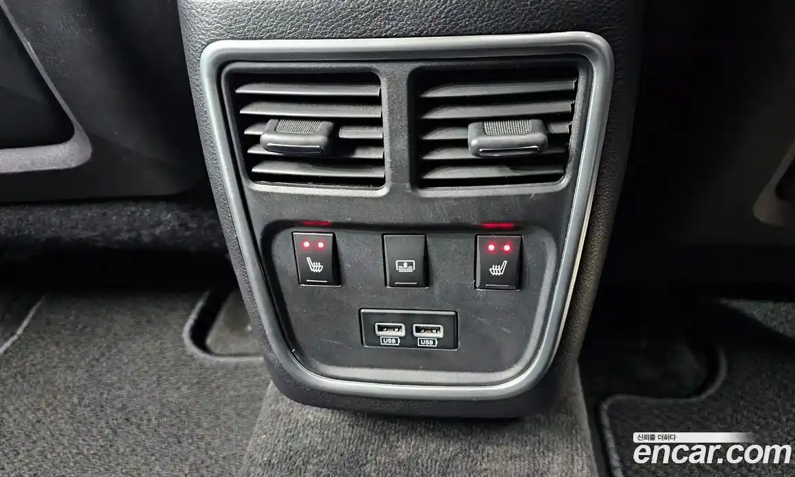 Chrysler 300C 2015 3.6 Автомат в Москве № 256740, фото 18