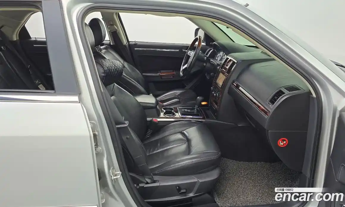 Chrysler 300C 2010 3.5 Автомат в Москве № 256779, фото 11