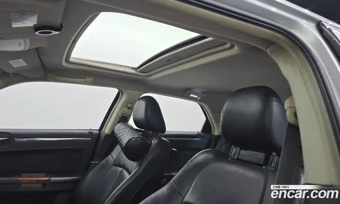 Chrysler 300C 2010 3.5 Автомат в Москве № 256779, фото 19