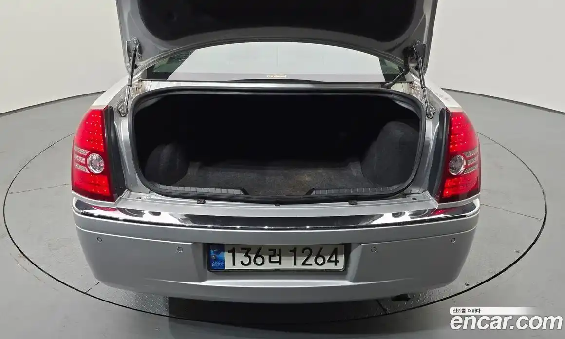 Chrysler 300C 2010 3.5 Автомат в Москве № 256779, фото 20