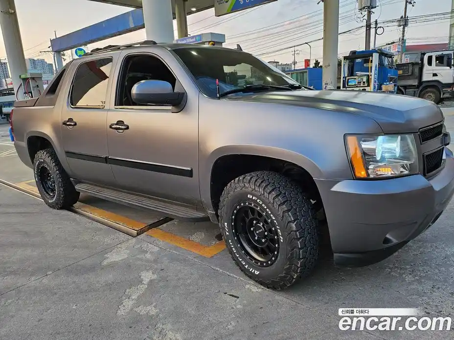 Chevrolet Avalanche 2007 5.3 Автомат в Москве № 260697, фото 13