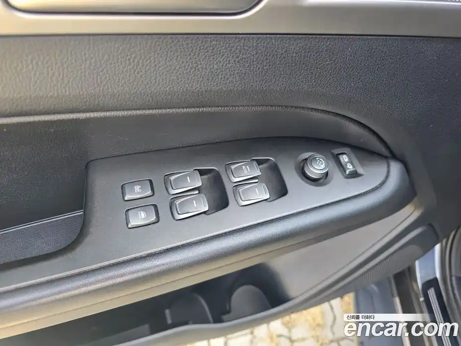 SsangYong Rexton 2018 2.2 Автомат в Москве № 261405, фото 8