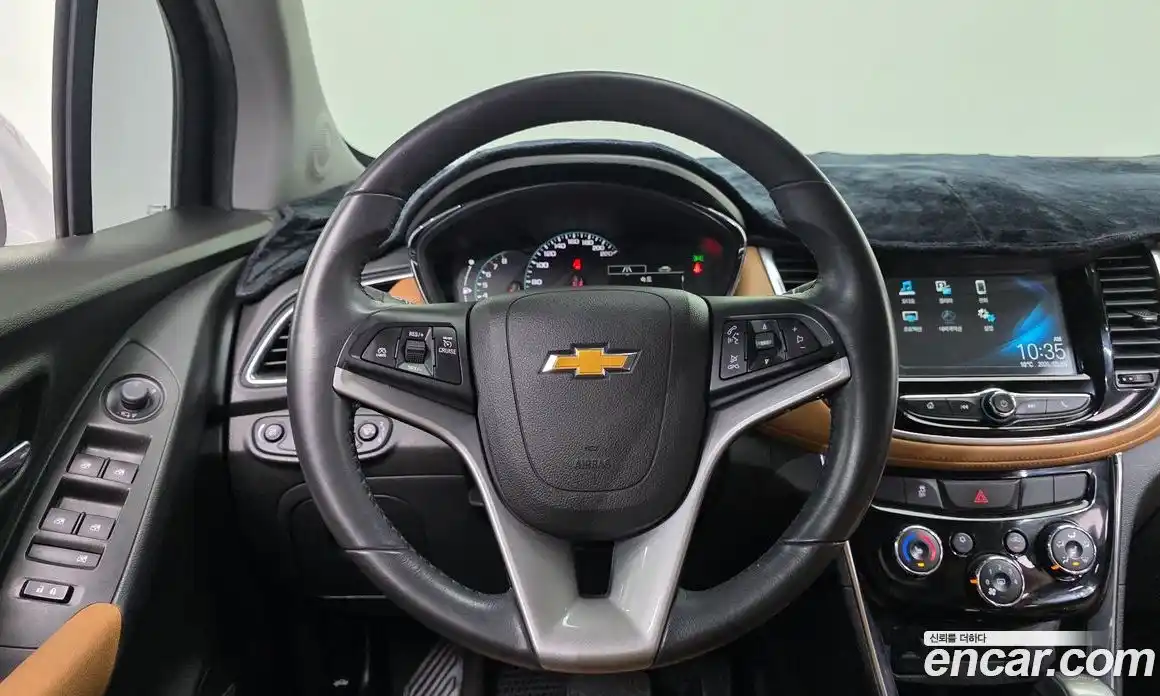 Chevrolet Trax 2017 1.4 Автомат в Москве № 262950, фото 11