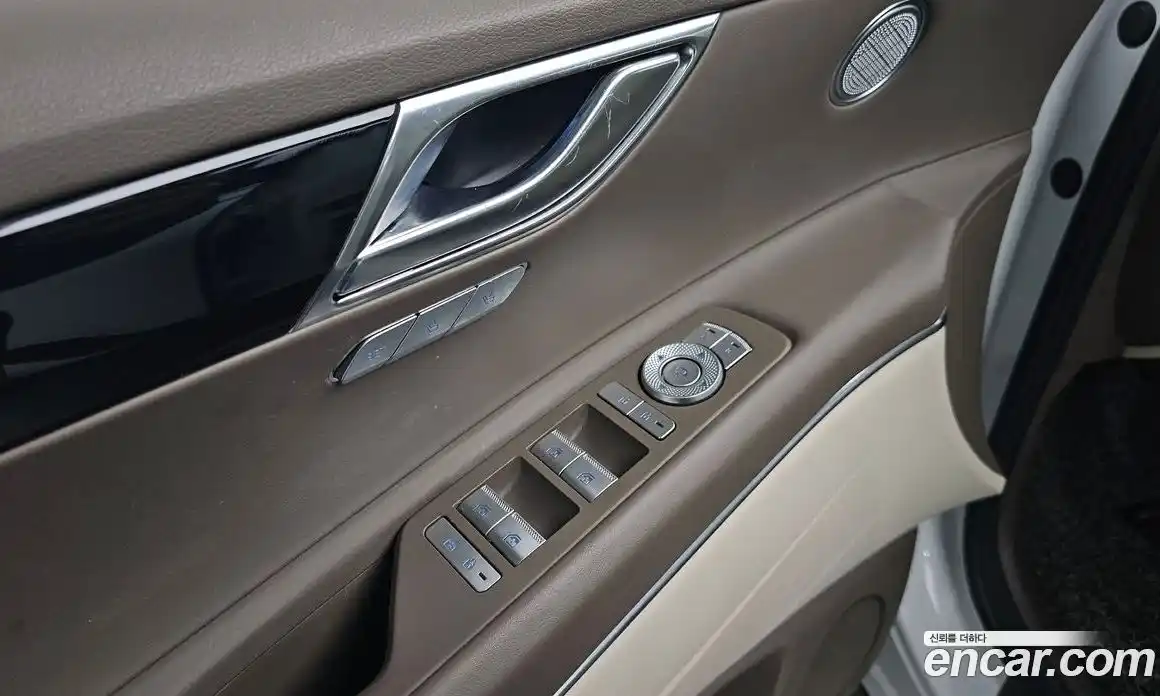 Genesis GV80 2022 2.5 Автомат в Москве № 26543, фото 14