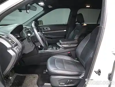 Ford Explorer 2018 2.3 Автомат в Москве № 273429, миниатюра 10