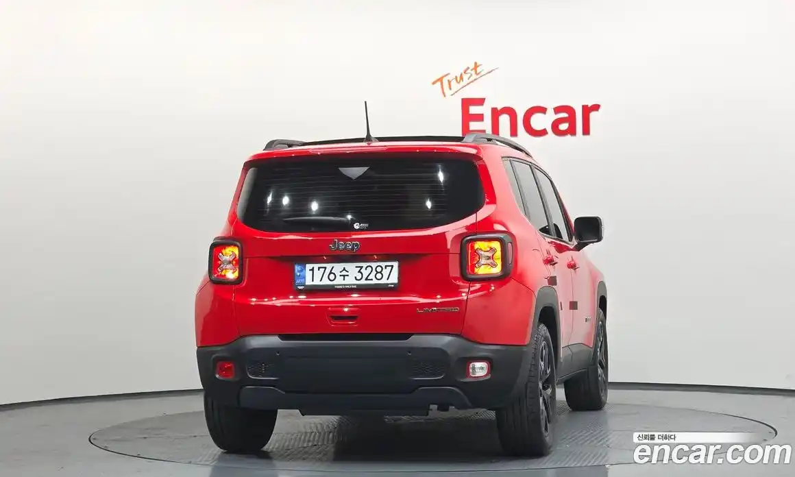 Jeep Renegade 2022 1.3 Автомат в Москве № 278209, фото 20