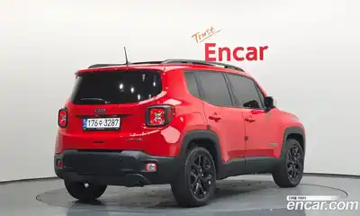 Jeep Renegade 2022 1.3 Автомат в Москве № 278209, миниатюра 6